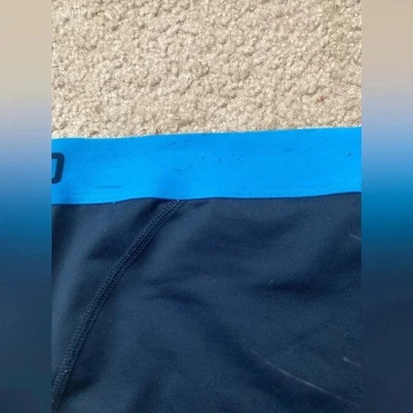 Nike Pro Hypercool Cropped Leggings Size Large Blue - Picture 4 of 4